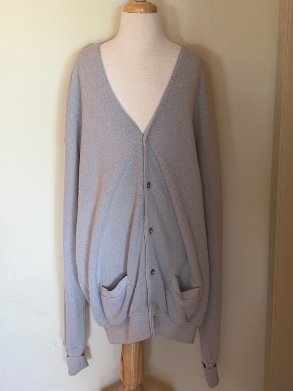 EUC Vintage The Fox Collection Size X Big Gray V-Neck Button Cardigan Sweater